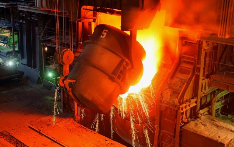 На Алчевском меткомбинате отливают 7 тыс. т стали в день
