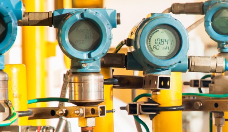 Сравнение типов датчиков давления для различных сфер применения