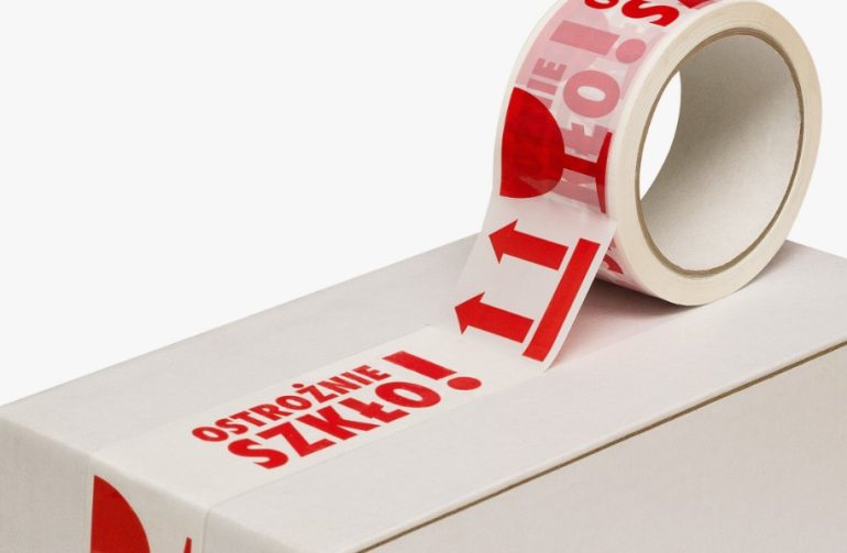 Сравнение: обычная и фирменная клейкая лента — стоит ли переплачивать